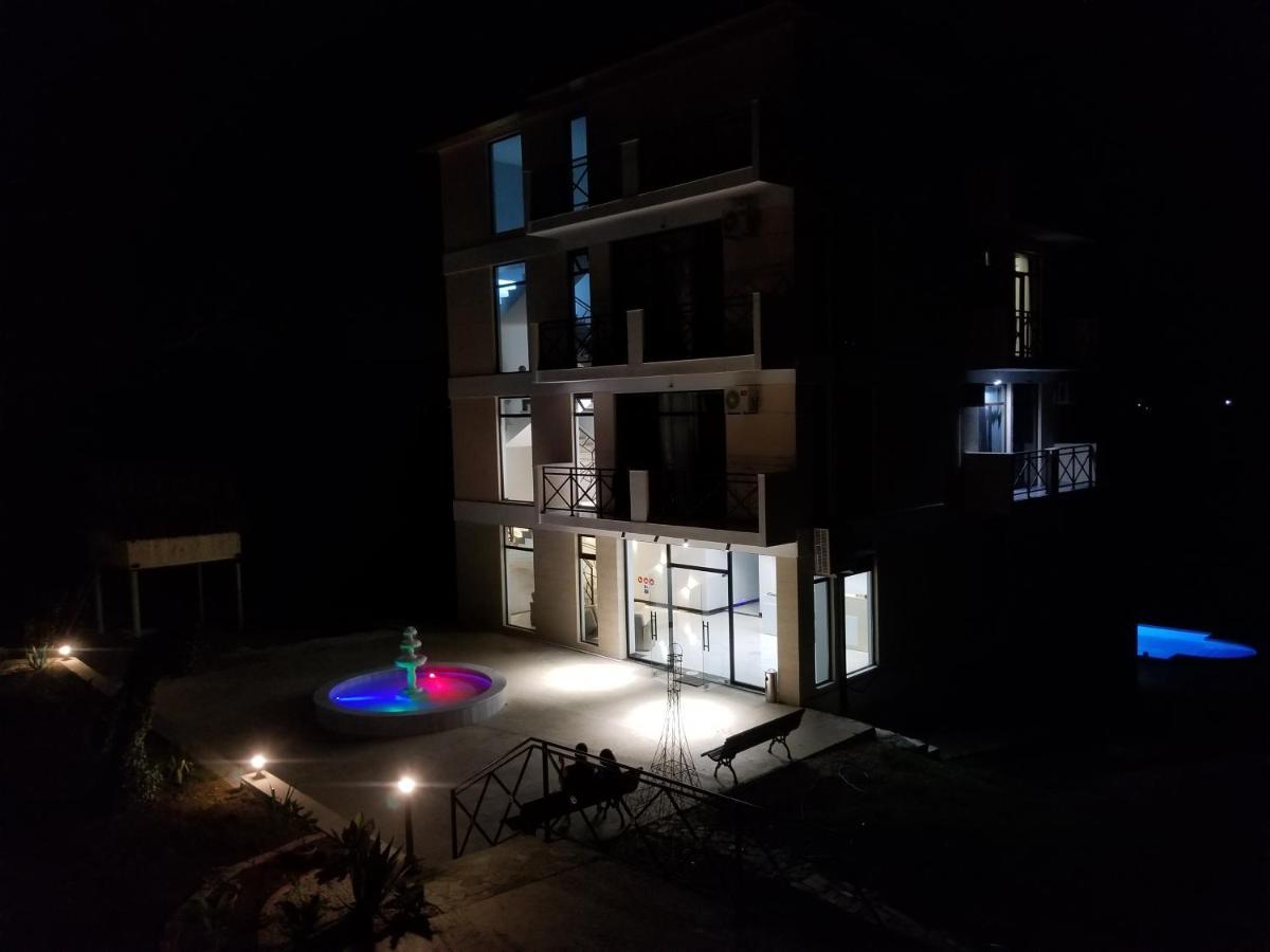 Vita Gardenia Hotel Zqaltubo Exterior foto